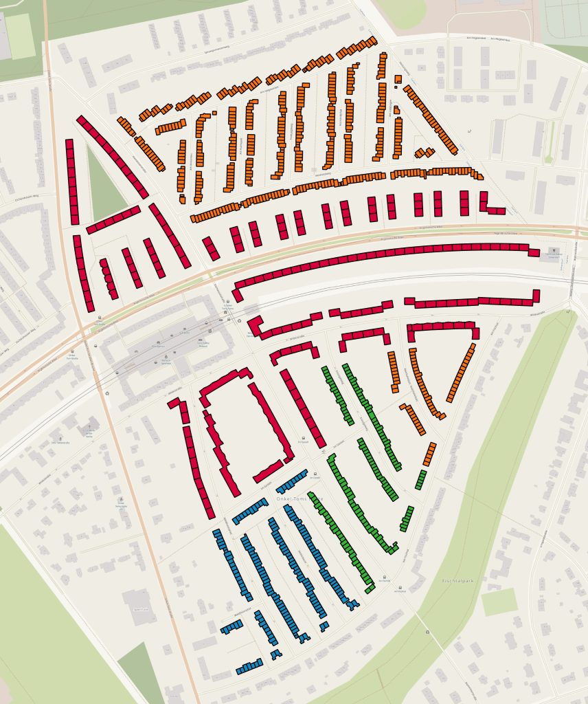 Lageplan der Waldsiedlung Zehlendorf, Hausgruppen aufgeschlüsselt nach Architekten.[1] Rot: Mehrfamilienhäuser von Bruno Taut 1926–1932, Orange: Einfamilienhäuser von Bruno Taut 1927–1930, Blau: Einfamilienhäuser von Otto Rudolf Salvisberg 1926–1927, Grün: Einfamilienhäuser von Hugo Häring 1926–1927