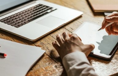 Digitale Weiterbildung für Senioren